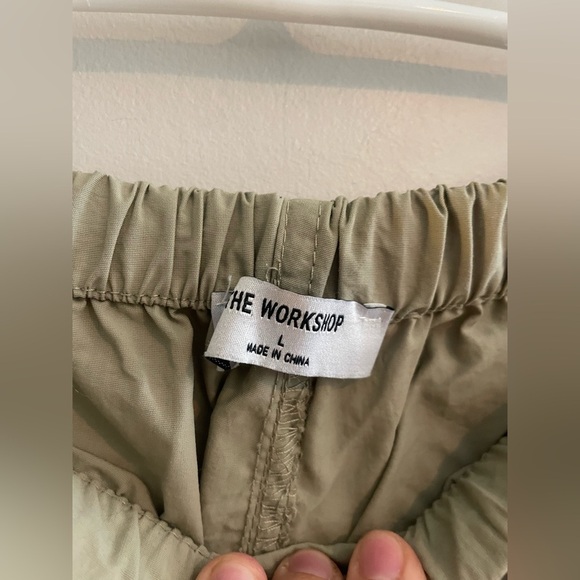 The Workshop (Boutique Brand) Army Green Parachute Pants - Picture 4 of 4